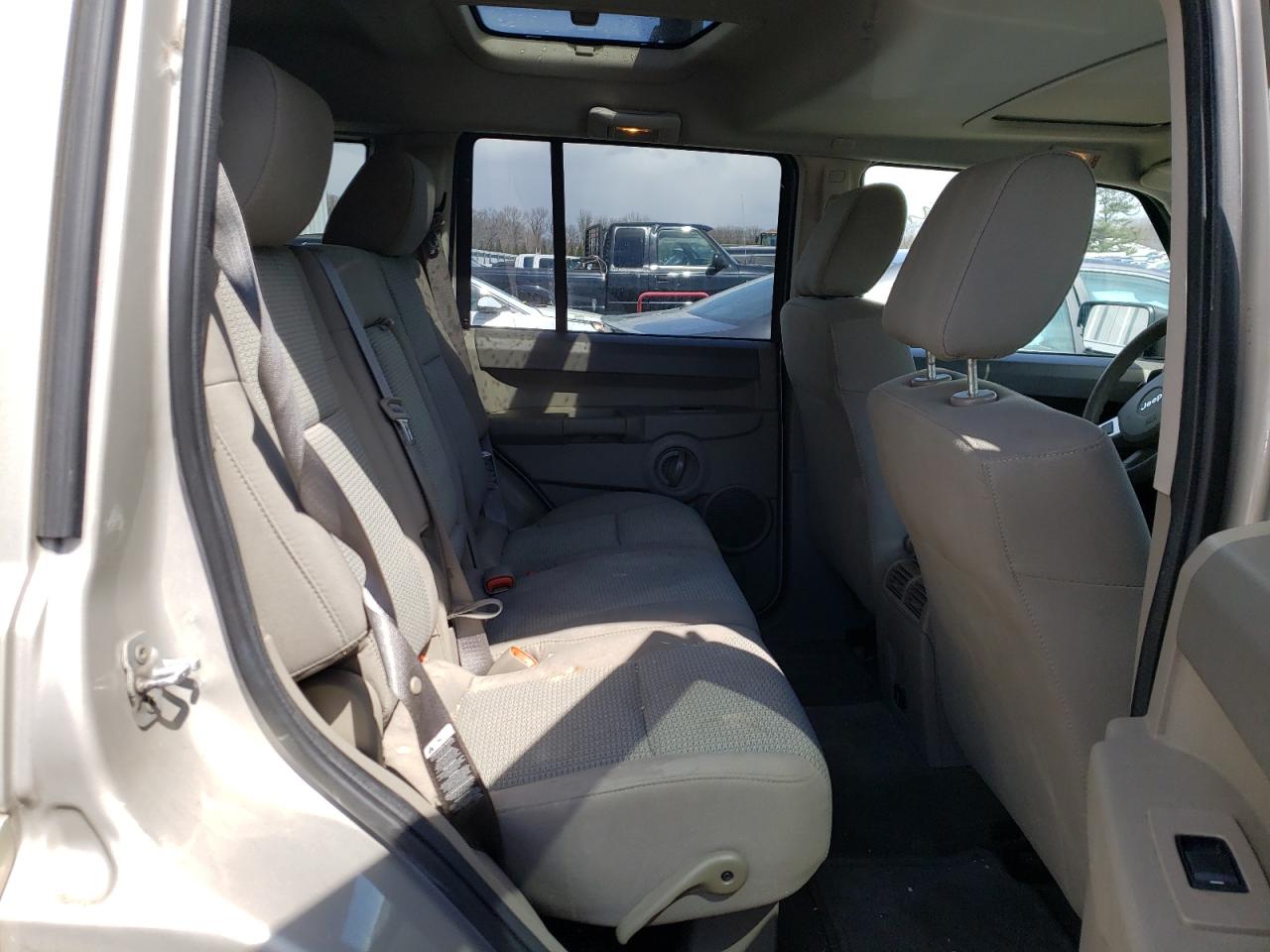 Photo 6 from auction – 2008 JEEP COMMANDER with VIN 1J8HG48K48C164687
