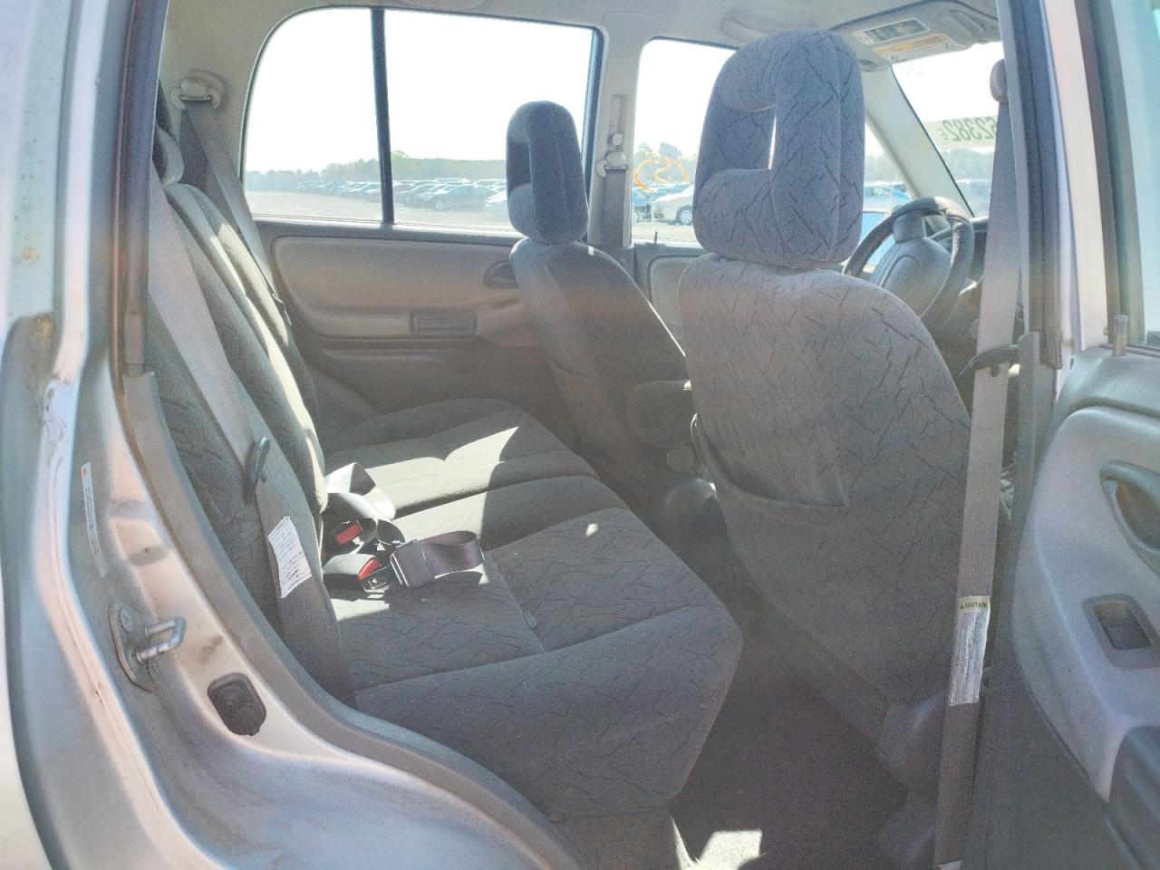 Photo 6 from auction – 2003 CHEVROLET TRACKER LT with VIN 2CNBE634X36923248