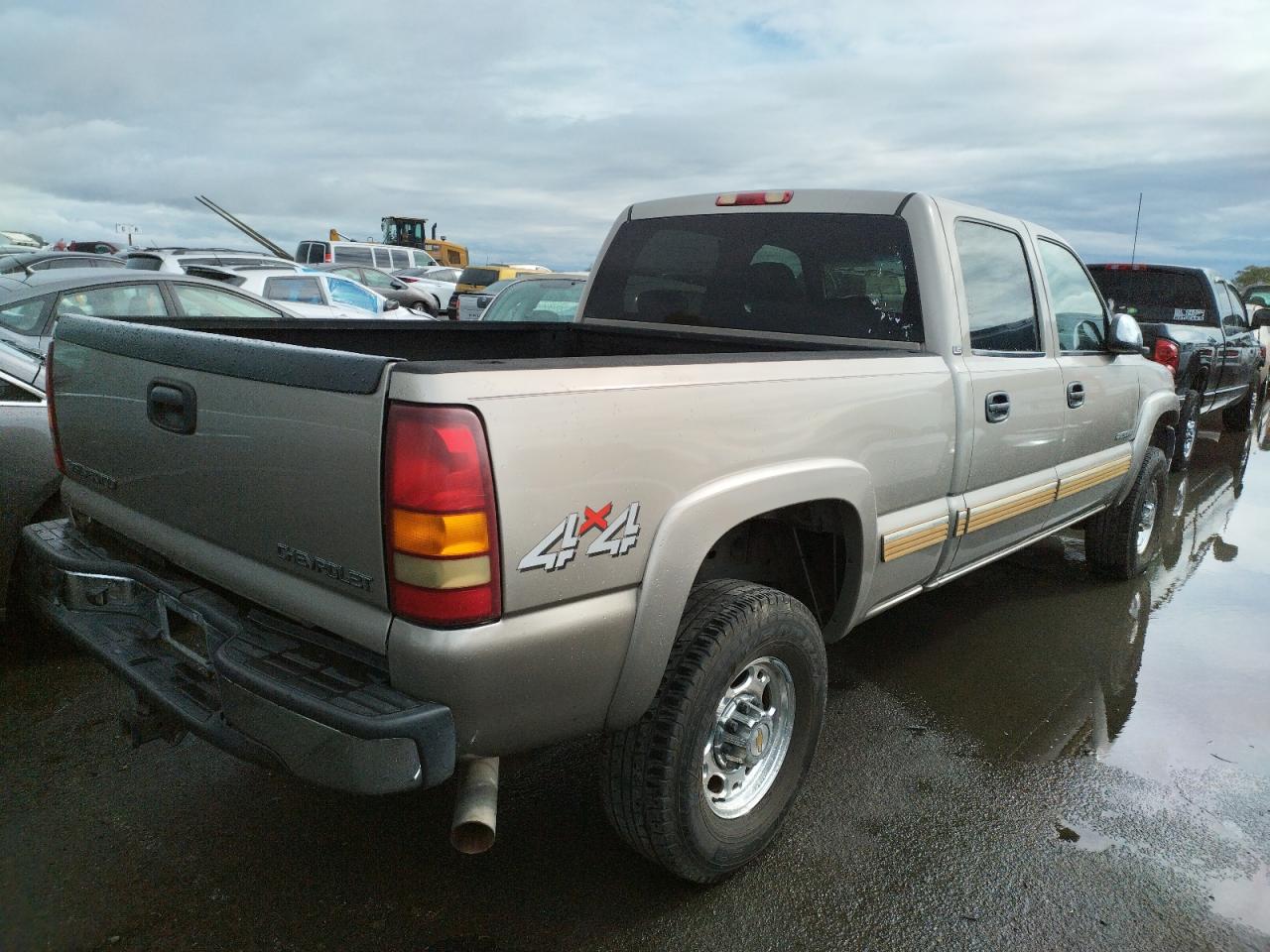 Photo 4 from auction – 2002 CHEVROLET SILVERADO with VIN 1GCHK23GX2F113228