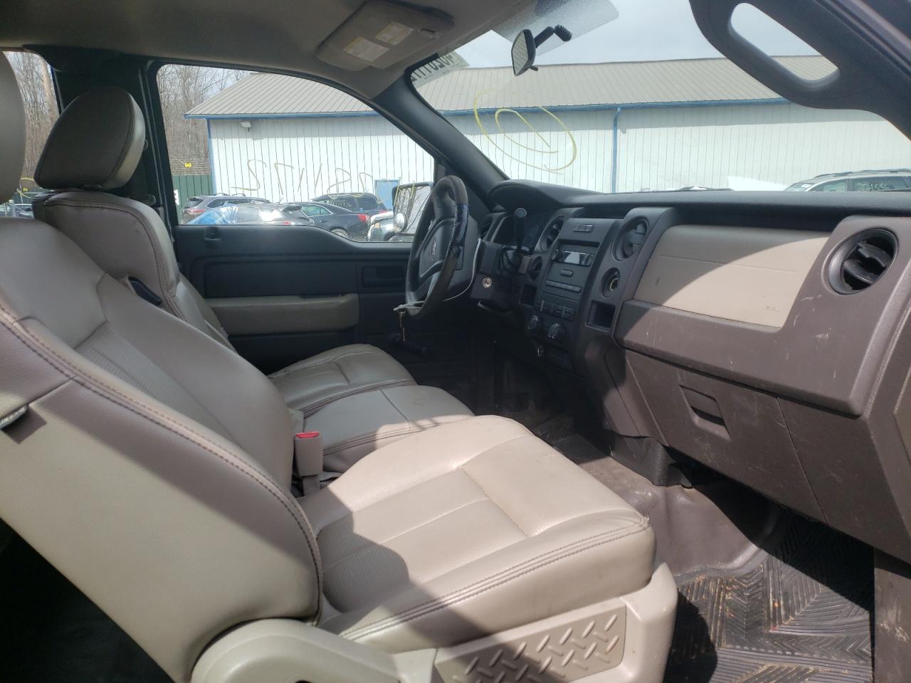 Photo 5 from auction – 2009 FORD F150 SUPER with VIN 1FTRX12W69FA36148