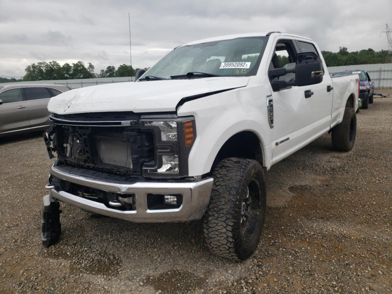 Photo 2 from auction – 2017 FORD F250 SUPER with VIN 1FT7W2BT8HED44299