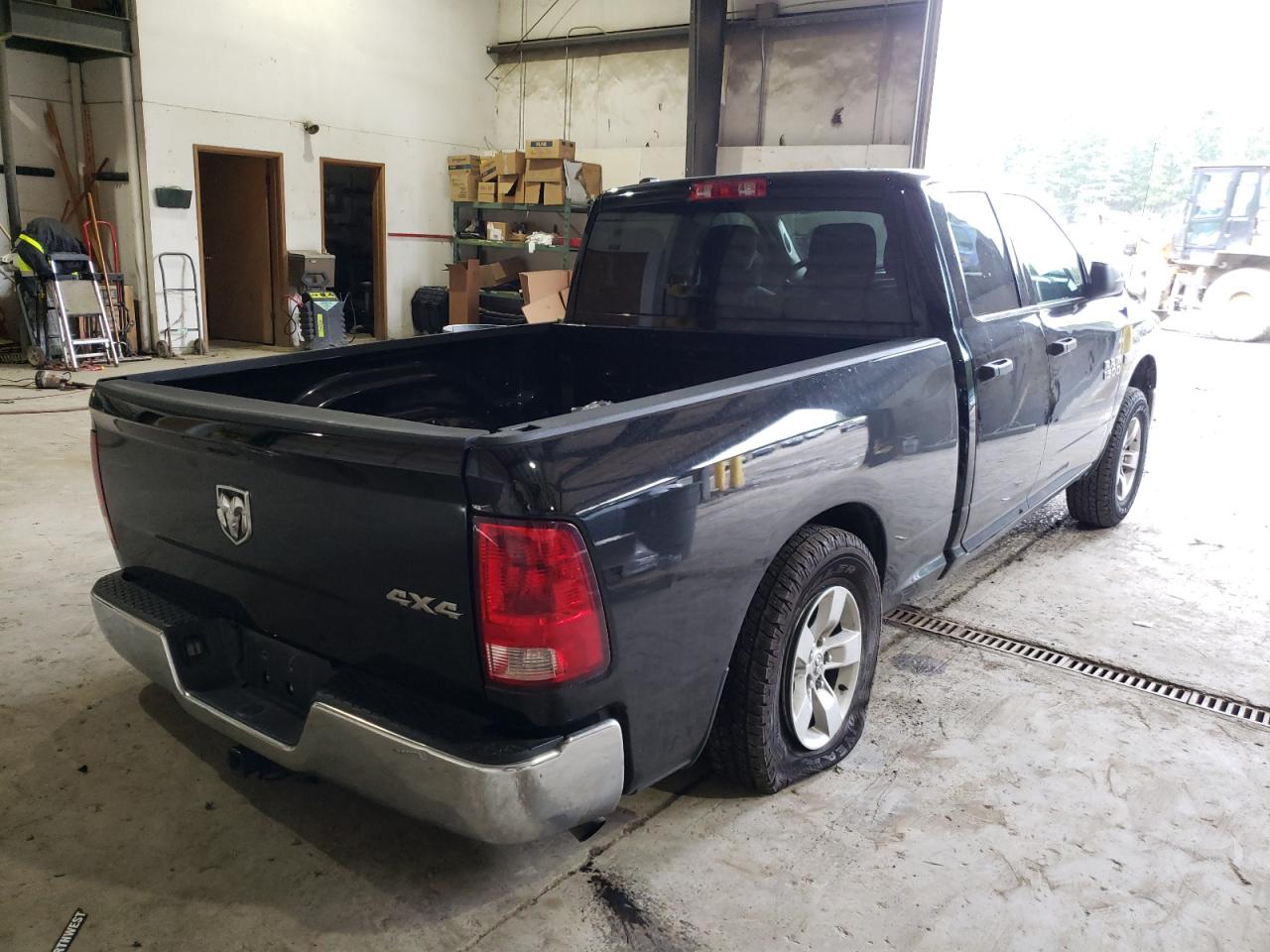 Photo 4 from auction – 2014 RAM 1500 ST with VIN 1C6RR7FT1ES123168
