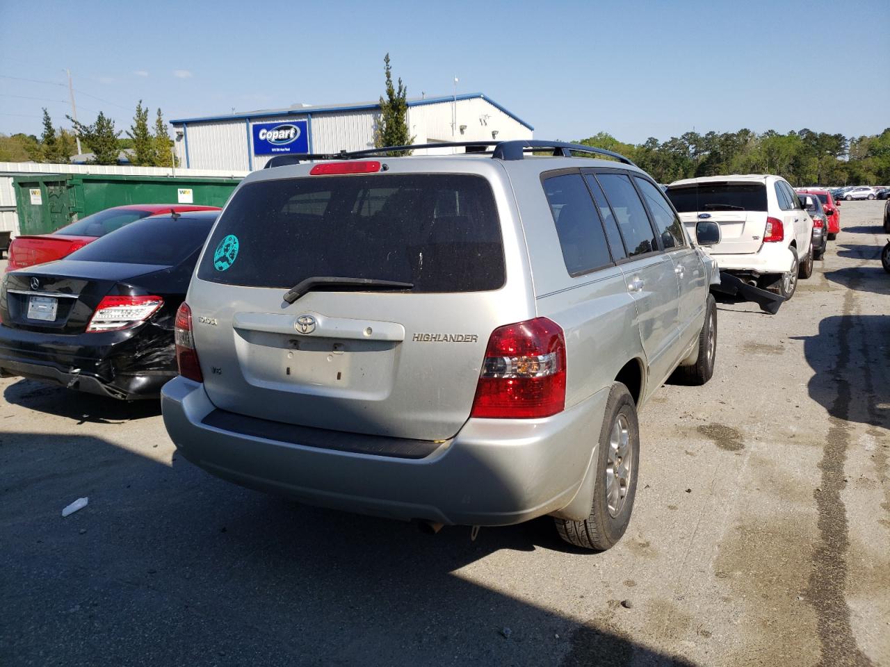 Photo 4 from auction – 2005 TOYOTA HIGHLANDER with VIN JTEGP21A350086906