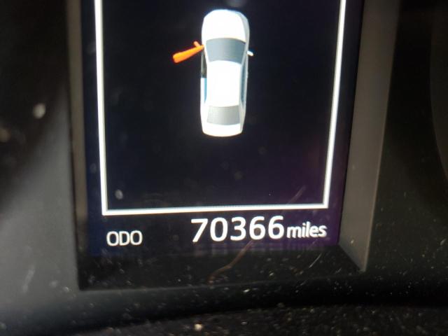 Photo 8 from auction – 2017 TOYOTA COROLLA L with VIN 5YFBURHE8HP679650