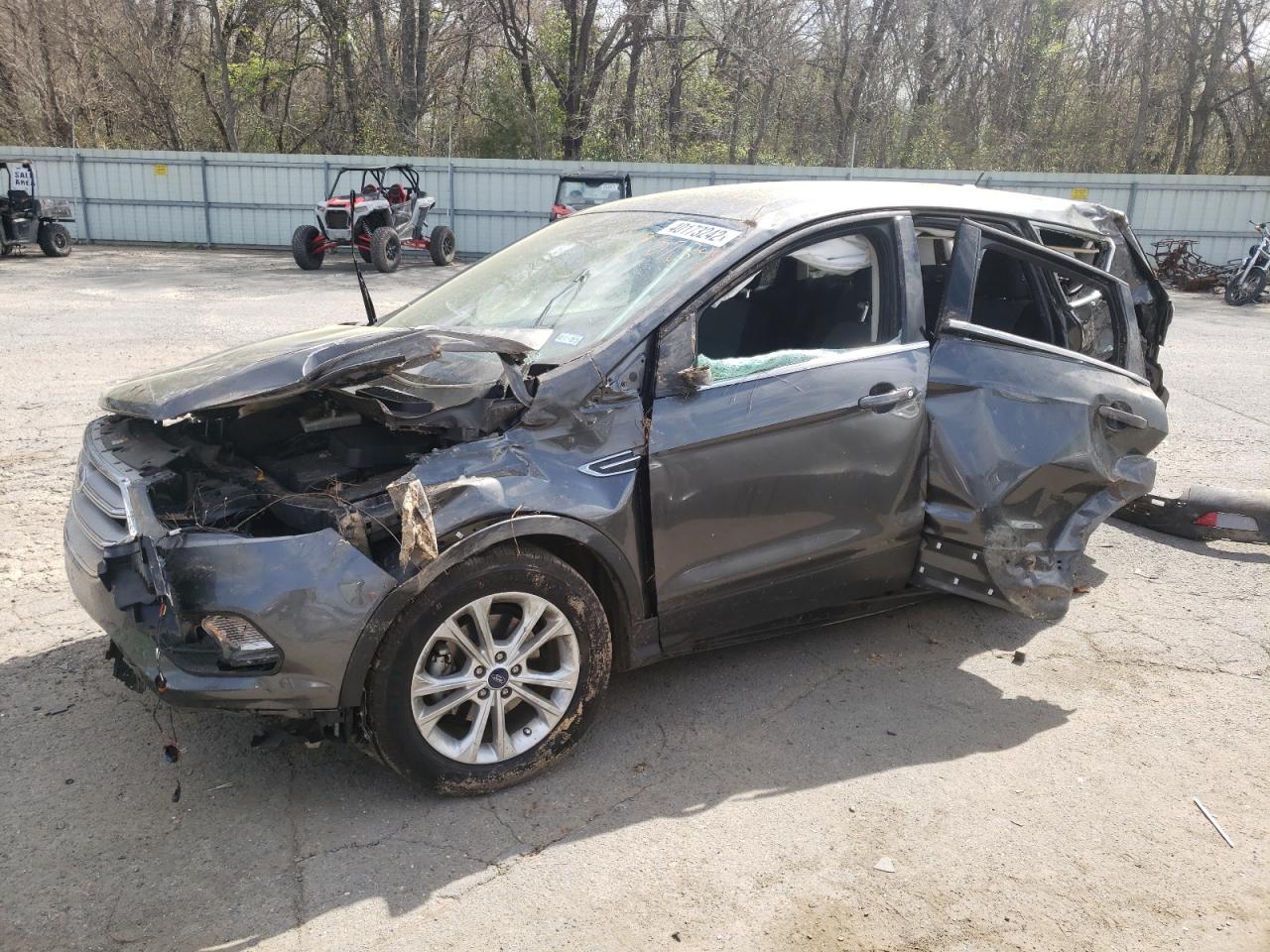 Photo 9 from auction – 2017 FORD ESCAPE SE with VIN 1FMCU0GD2HUC87349