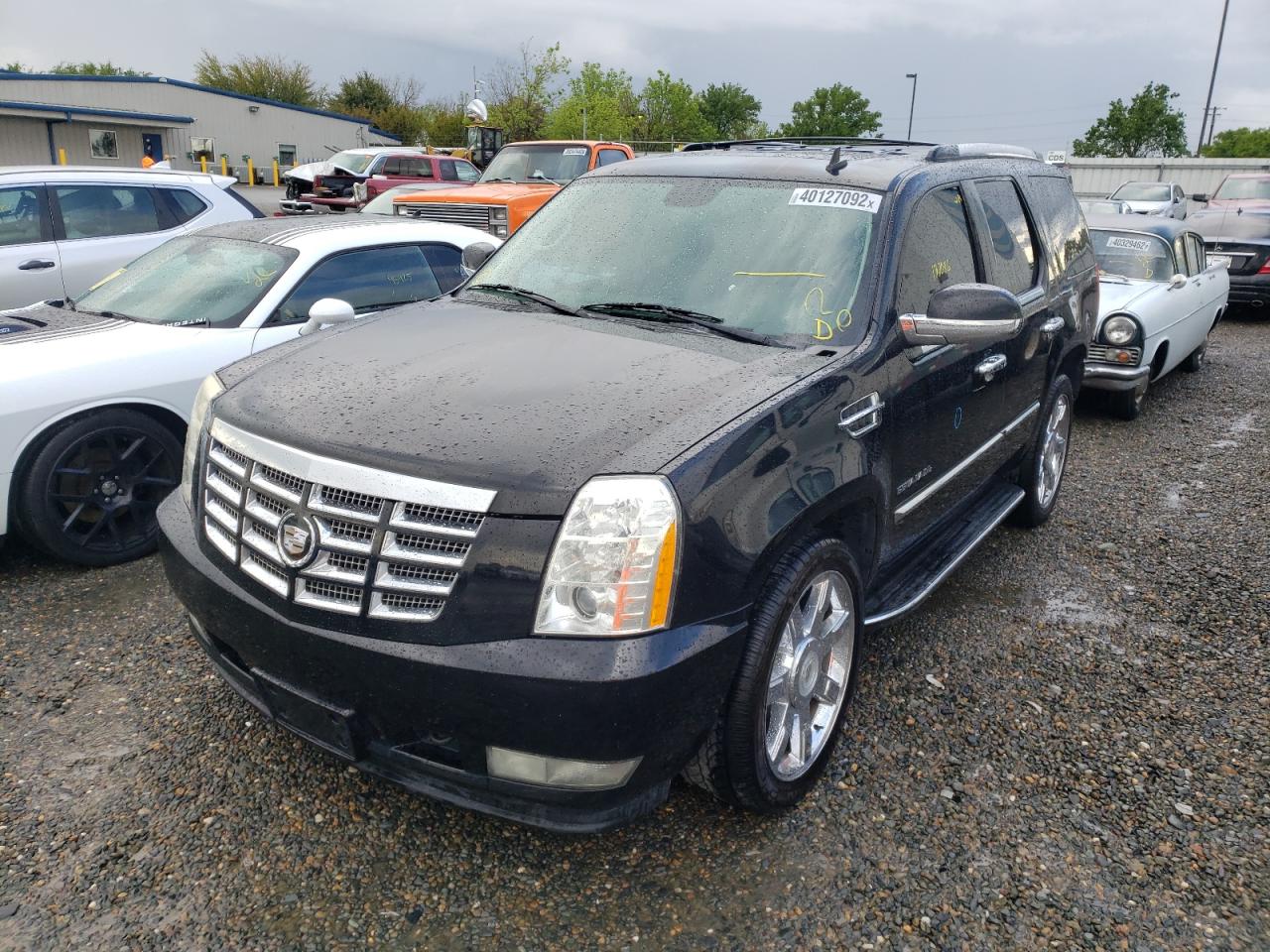 Photo 2 from auction – 2010 CADILLAC ESCALADE L with VIN 1GYUCBEF2AR229143
