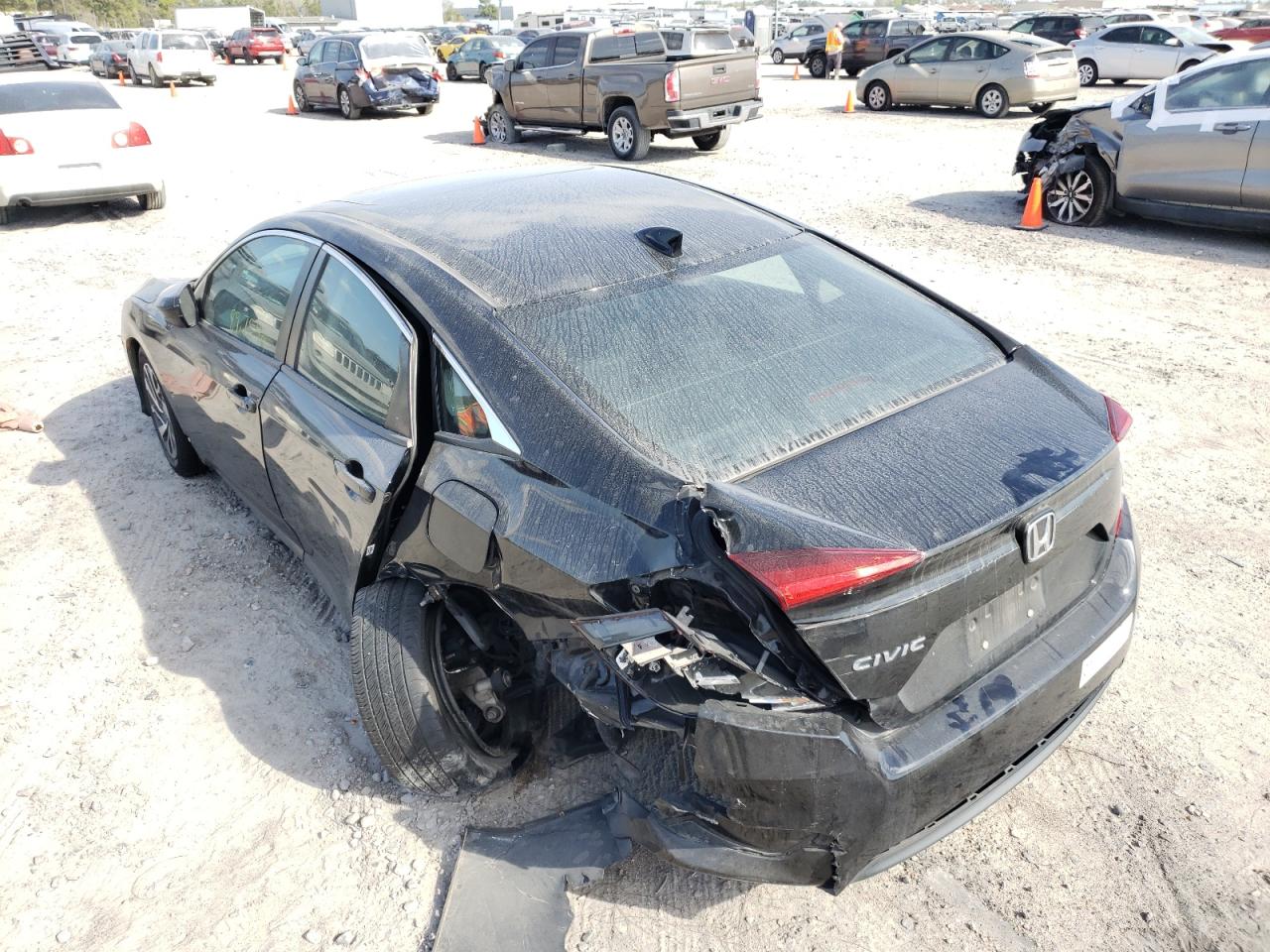 Photo 17 from auction – 2017 HONDA CIVIC EX with VIN 19XFC2F8XHE052863