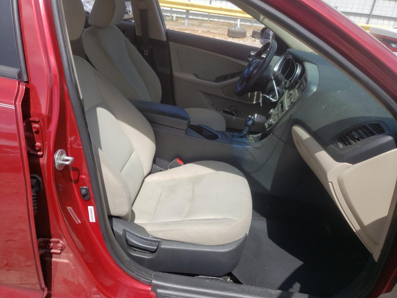 Photo 5 from auction – 2015 KIA OPTIMA LX with VIN 5XXGM4A74FG360868