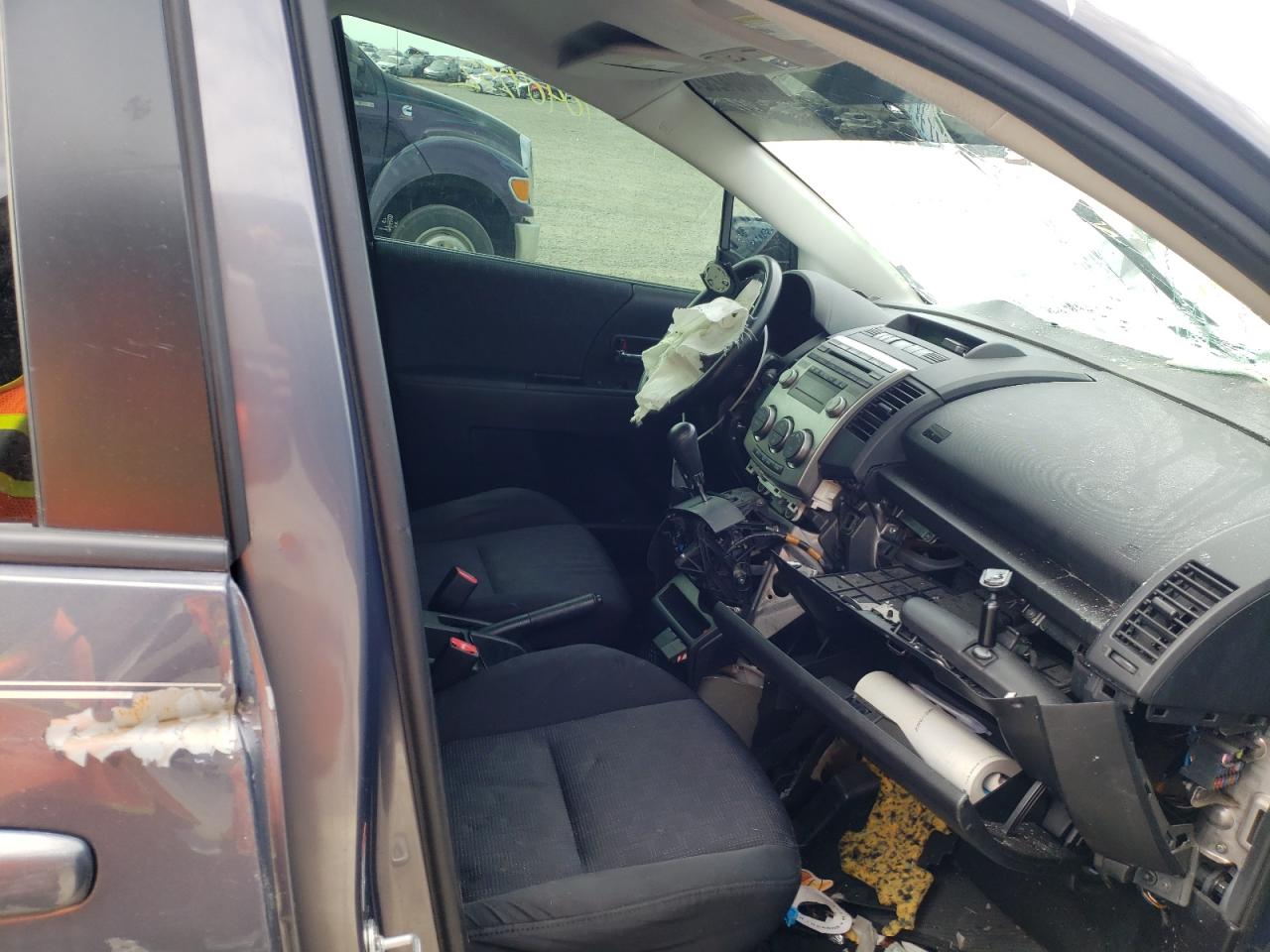 Photo 5 from auction – 2009 MAZDA 5 with VIN JM1CR293790346748