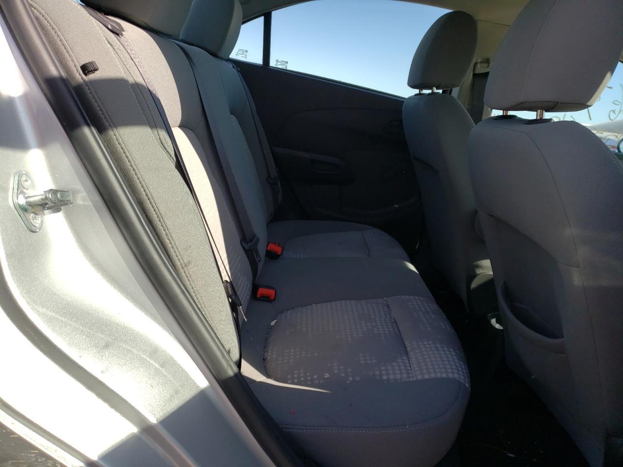 Photo 6 from auction – 2017 CHEVROLET SONIC LS with VIN 1G1JB5SH6H4151145