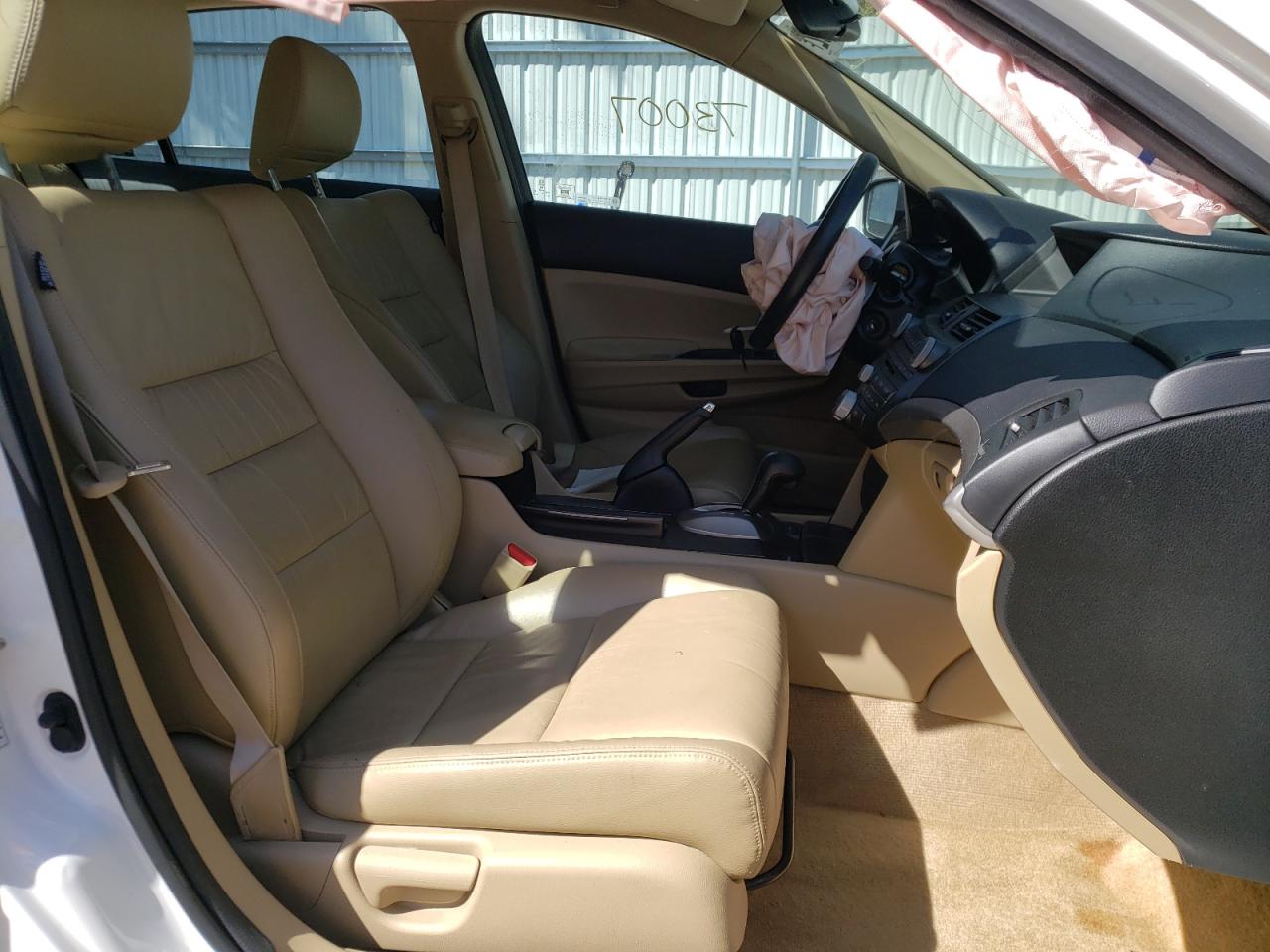 Photo 5 from auction – 2012 HONDA ACCORD SE with VIN 1HGCP2F64CA209743