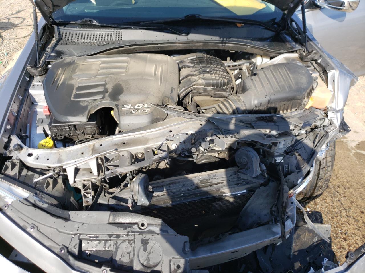 Photo 7 from auction – 2016 CHRYSLER 300C with VIN 2C3CCAEG9GH260908