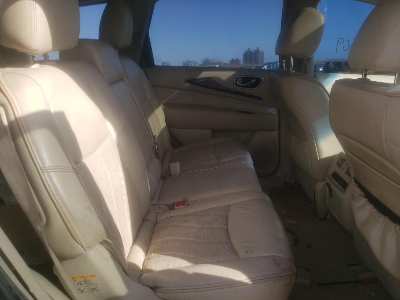 Photo 6 from auction – 2013 INFINITI JX35 with VIN 5N1AL0MN5DC305074