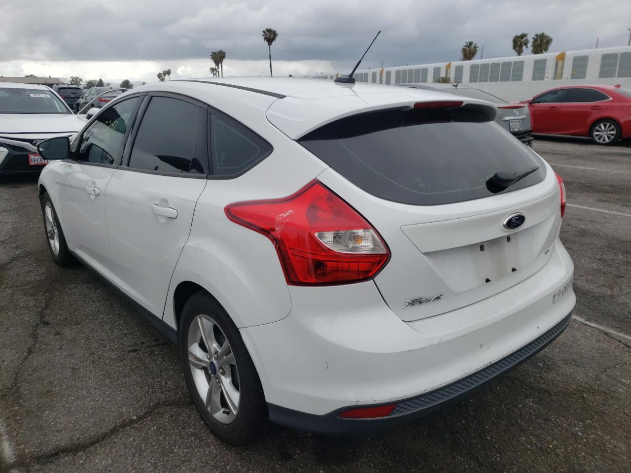 Photo 3 from auction – 2014 FORD FOCUS SE with VIN 1FADP3K23EL322916