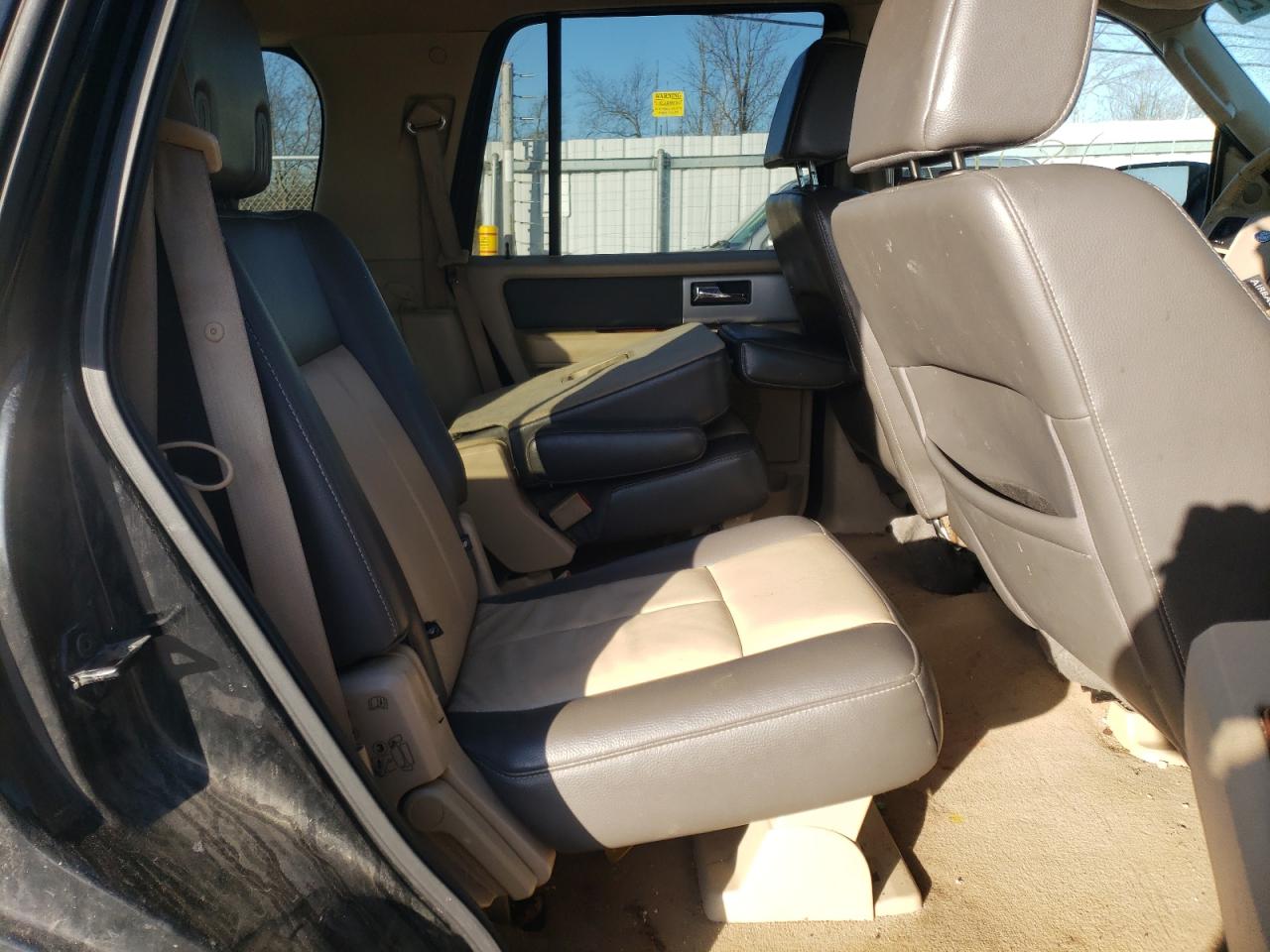 Photo 6 from auction – 2008 FORD EXPEDITION with VIN 1FMFU18598LA87830