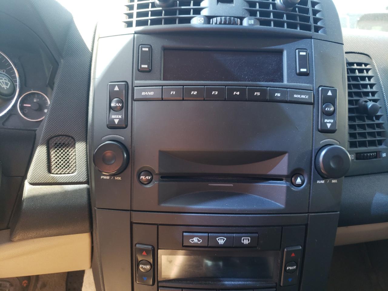 Photo 9 from auction – 2005 CADILLAC SRX with VIN 1GYEE637X50121591