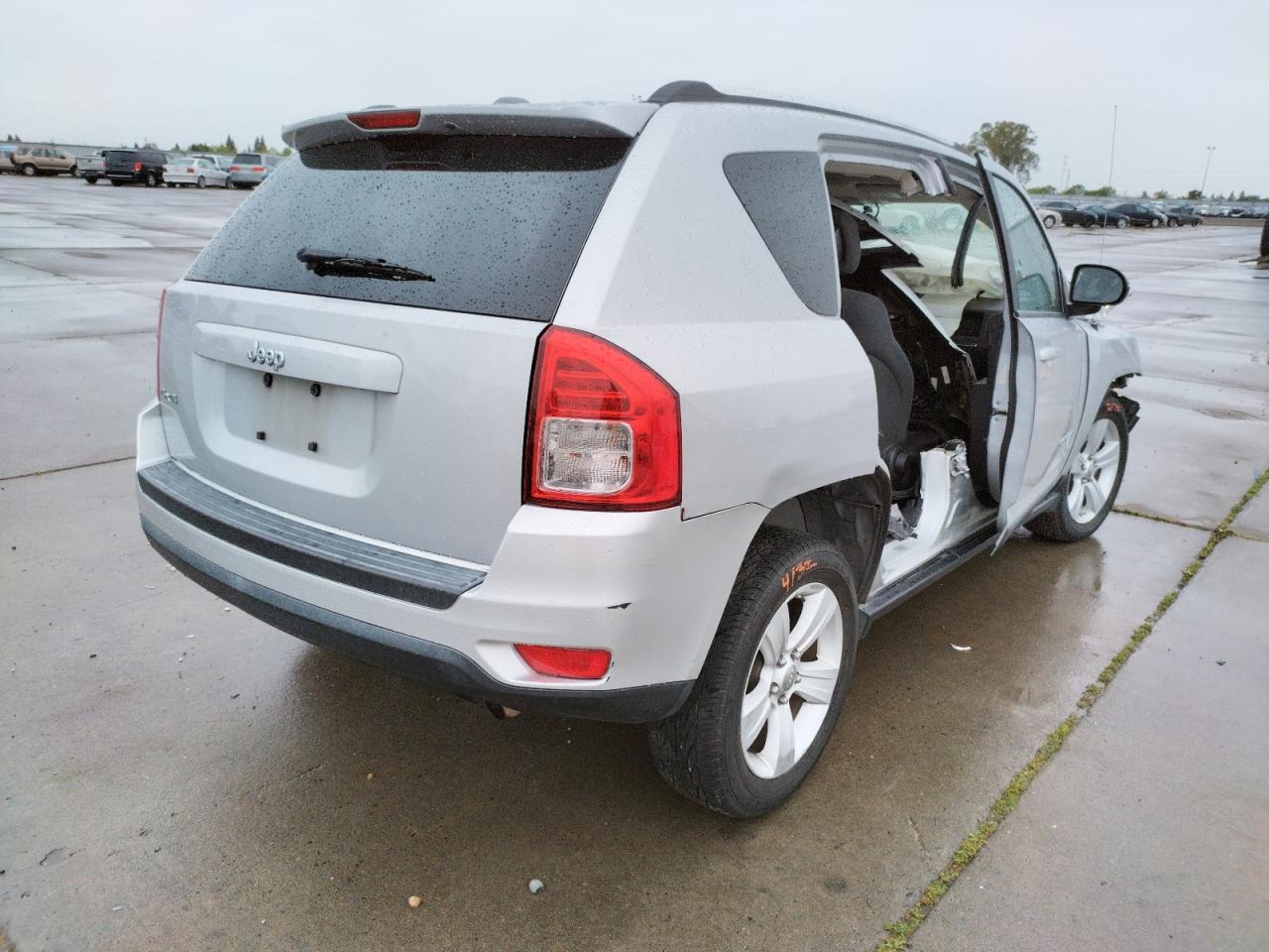 Photo 4 from auction – 2011 JEEP COMPASS SP with VIN 1J4NF1FB1BD180386