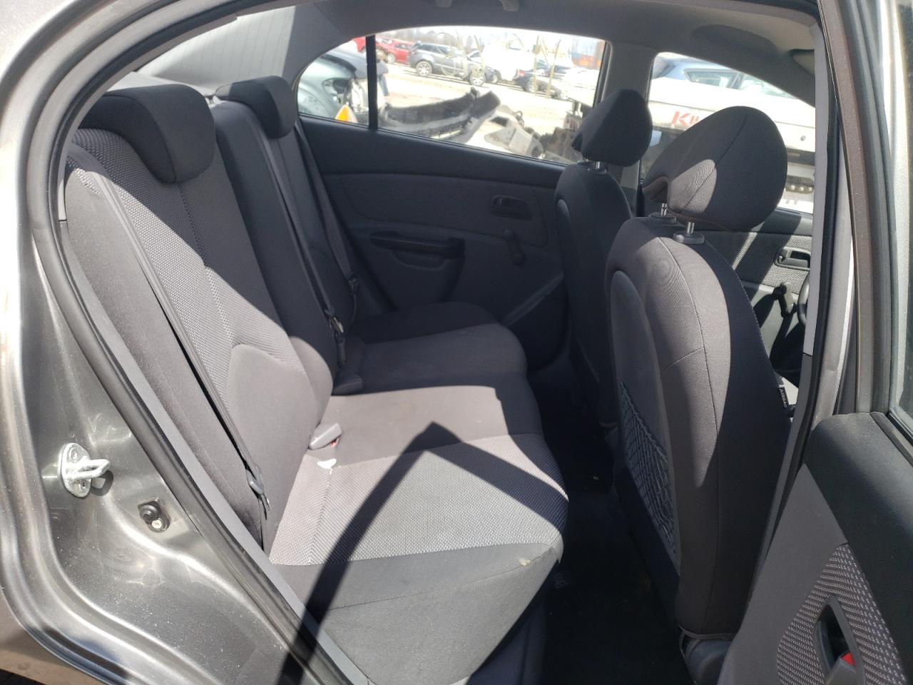 Photo 6 from auction – 2010 KIA RIO LX with VIN KNADH4A34A6614877