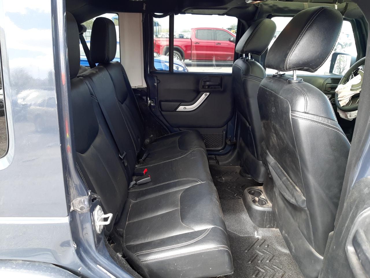 Photo 6 from auction – 2016 JEEP WRANGLER U with VIN 1C4BJWFG9GL292298