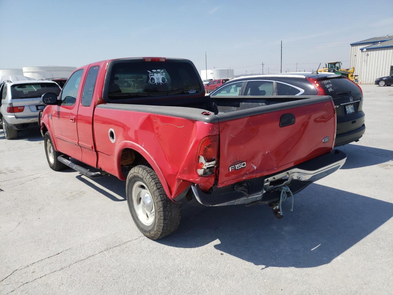Photo 3 from auction – 2000 FORD F150 with VIN 1FTRX18W1YKB07463