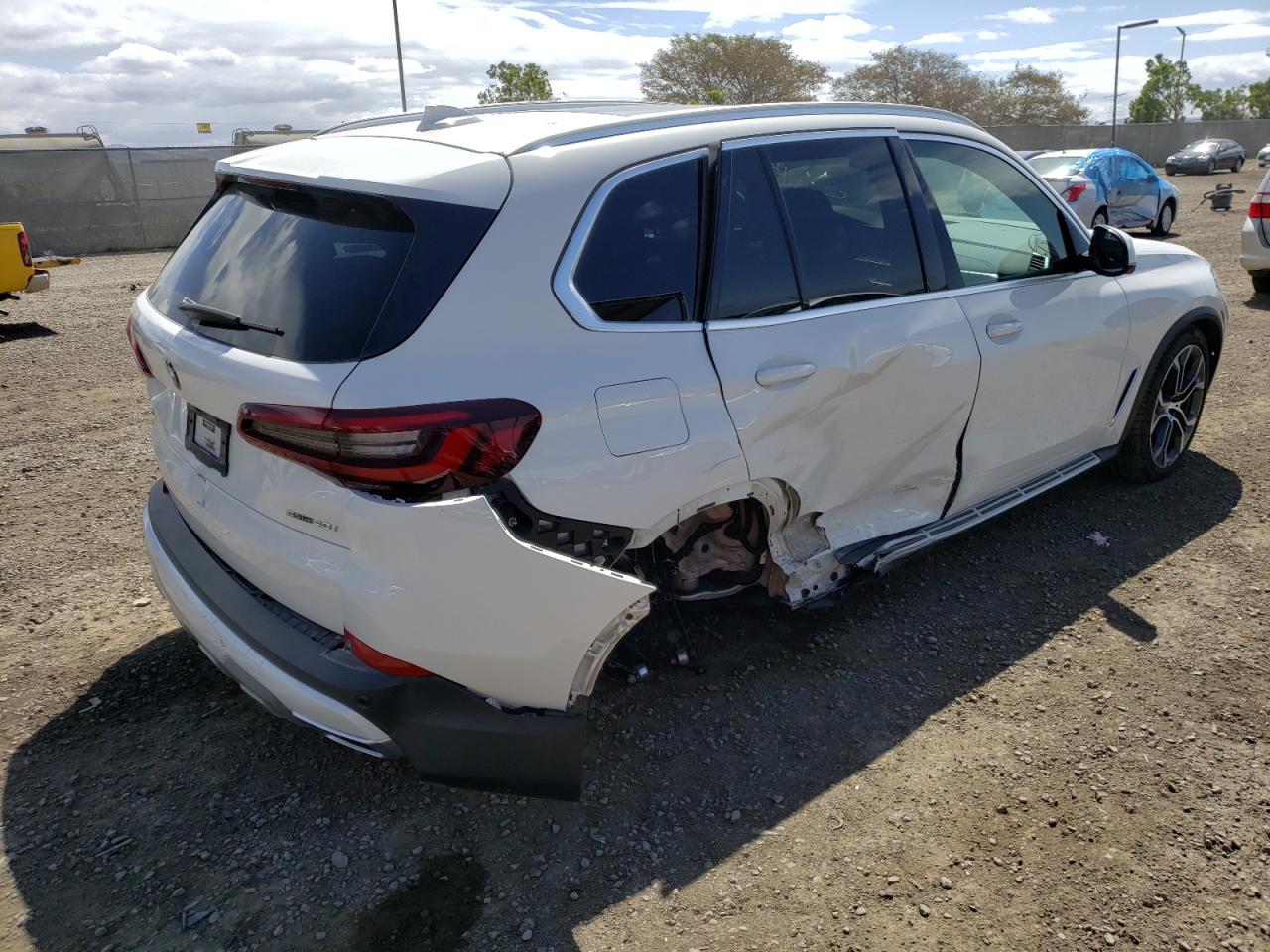 Photo 4 from auction – 2021 BMW X5 SDRIVE with VIN 5UXCR4C08M9H45250