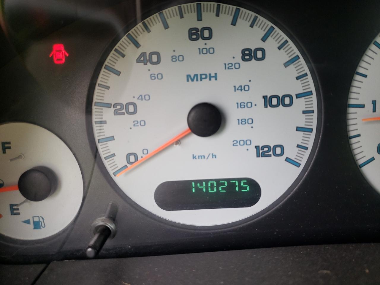 Photo 8 from auction – 2002 DODGE GRAND CARA with VIN 1B4GP44R32B505917