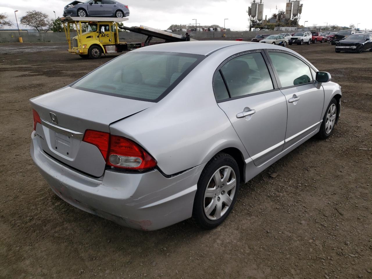 Photo 4 from auction – 2009 HONDA CIVIC LX with VIN 19XFA16579E041777