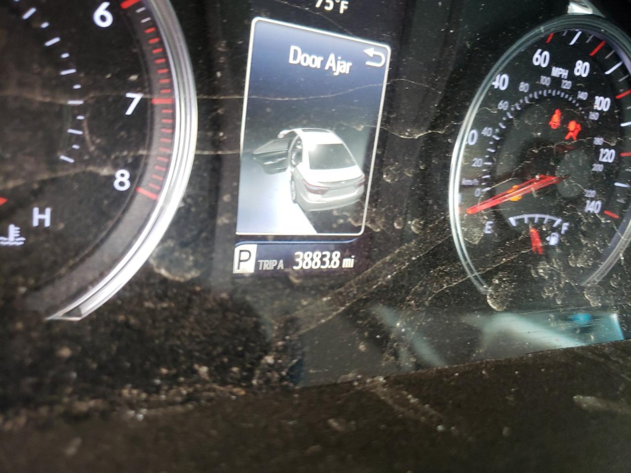 Photo 8 from auction – 2015 TOYOTA CAMRY LE with VIN 4T1BF1FK7FU090024