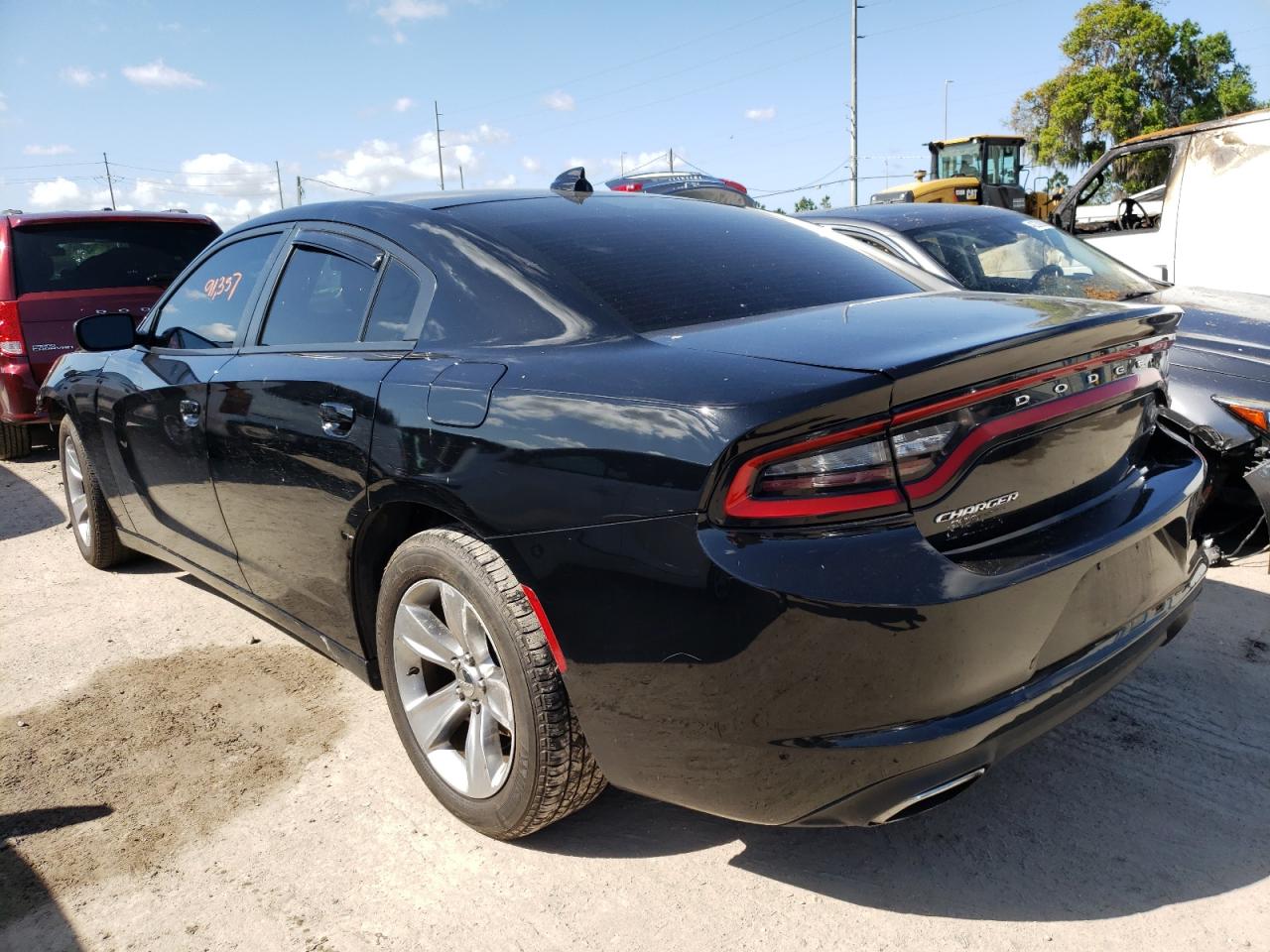 صورة رقم 3 من المزاد - 2016 DODGE CHARGER SX مع VIN 2C3CDXHG7GH196833