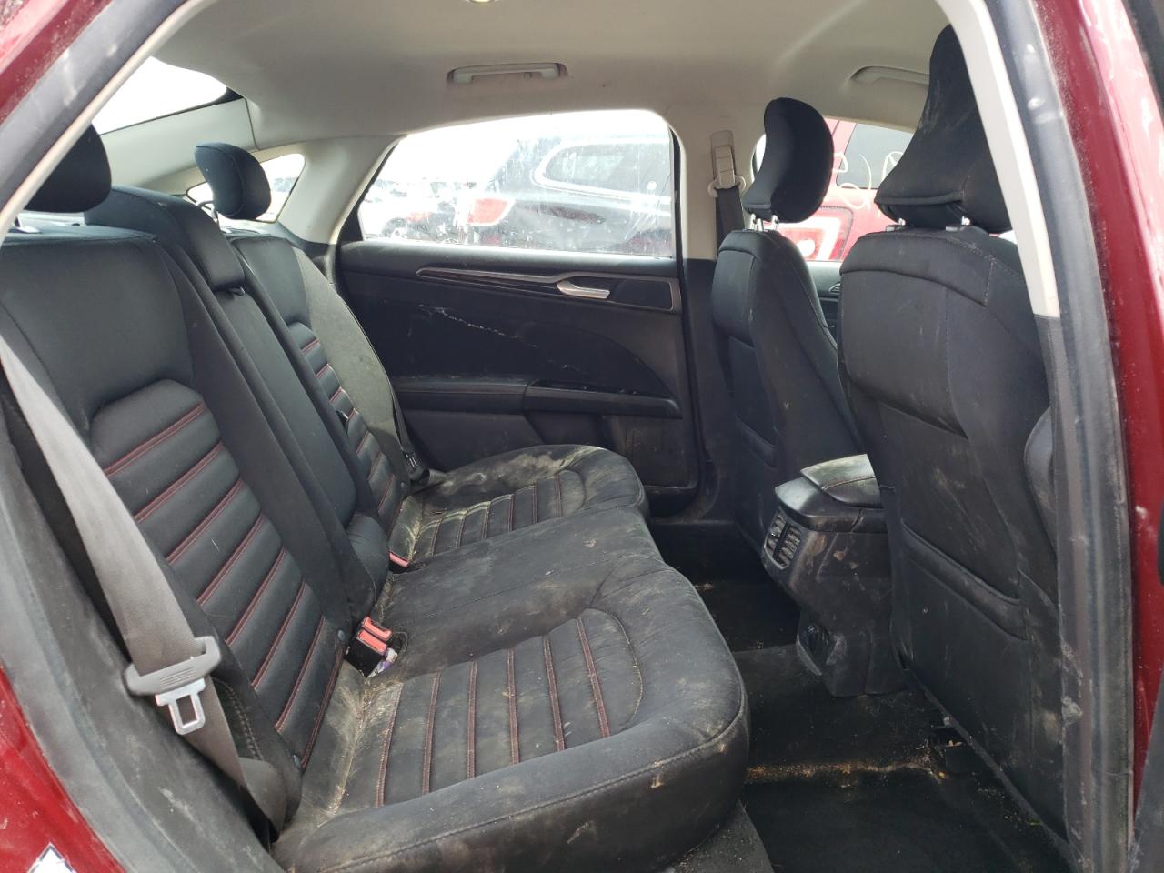 Photo 6 from auction – 2016 FORD FUSION SE with VIN 3FA6P0H78GR178178