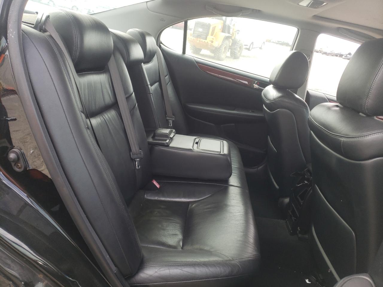 Photo 6 from auction – 2002 LEXUS ES 300 with VIN JTHBF30G820078470