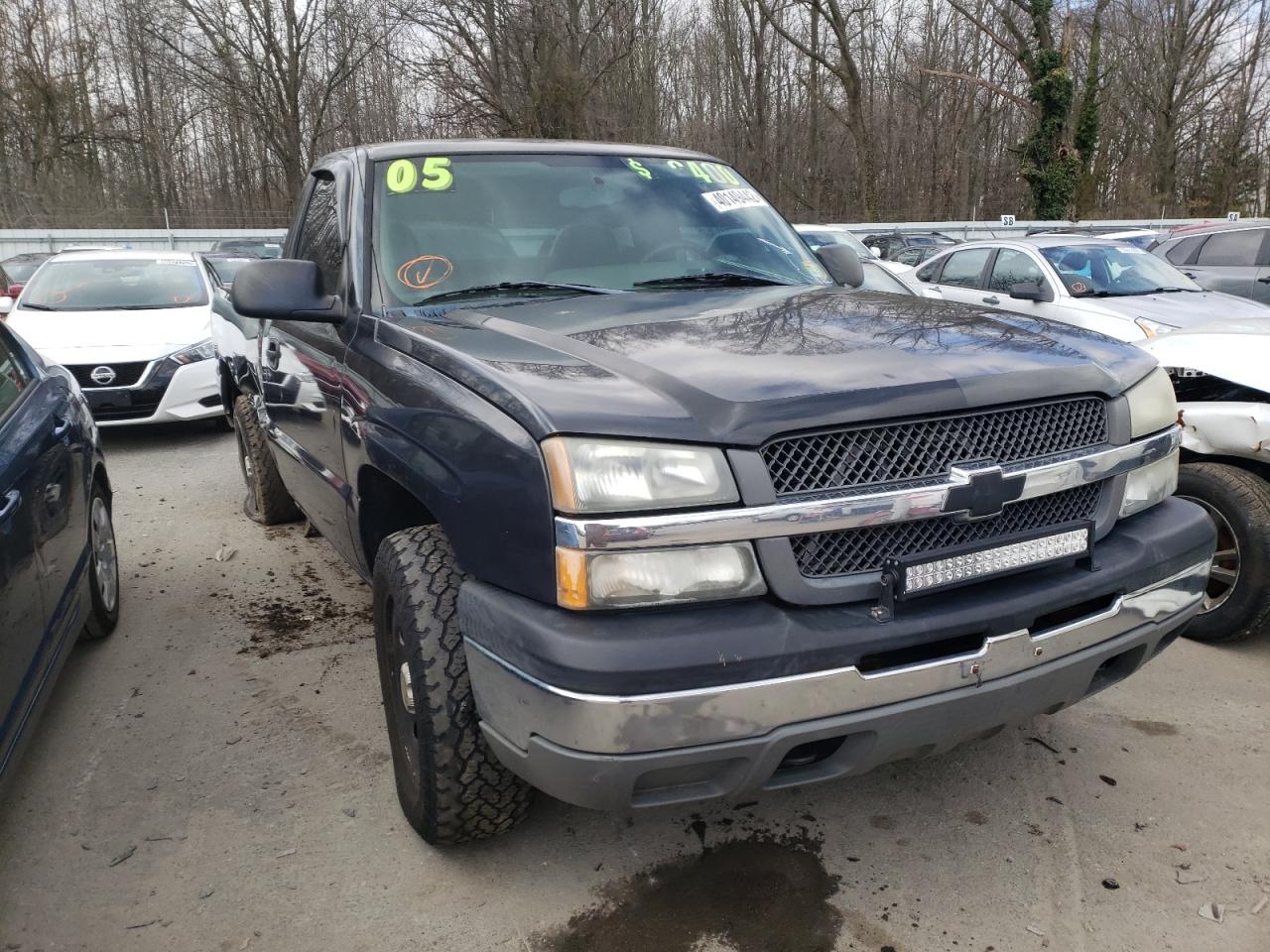 CHEVROLET SILVERADO 2005 with VIN 1GCEC14V65Z330334 - Photo from auction