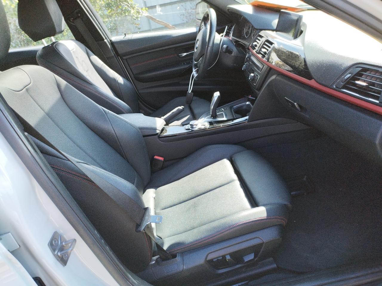 Photo 5 from auction – 2013 BMW 335 I with VIN WBA3A9C56DF477358
