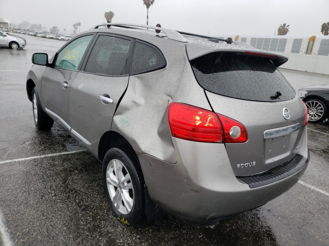 Photo 3 from auction – 2015 NISSAN ROGUE with VIN JN8AS5MT6FW671621