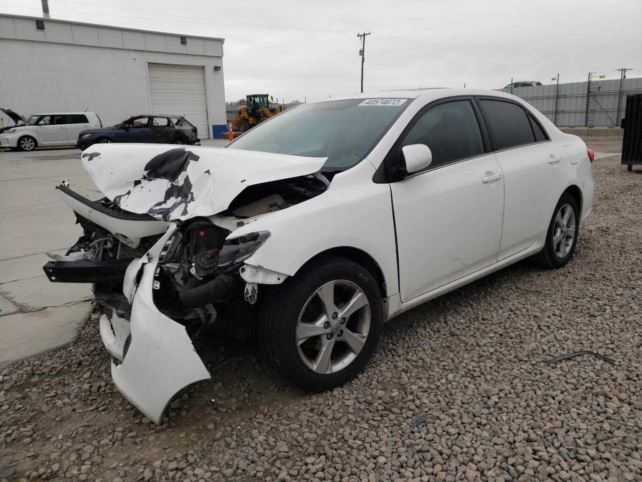Photo 2 from auction – 2013 TOYOTA COROLLA with VIN 2T1BU4EE2DC017435