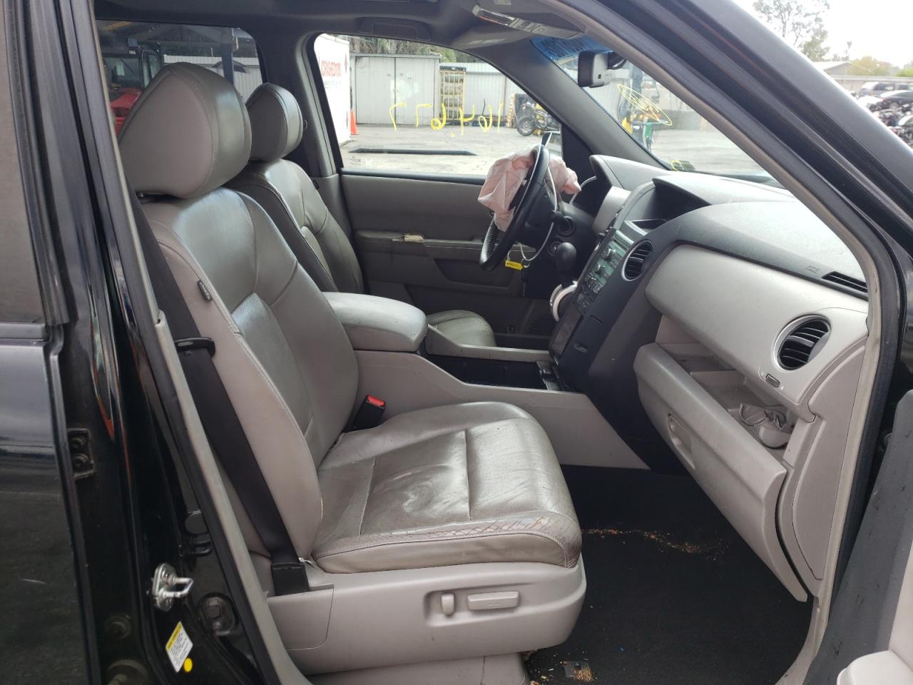 Photo 5 from auction – 2009 HONDA PILOT EXL with VIN 5FNYF38579B006217