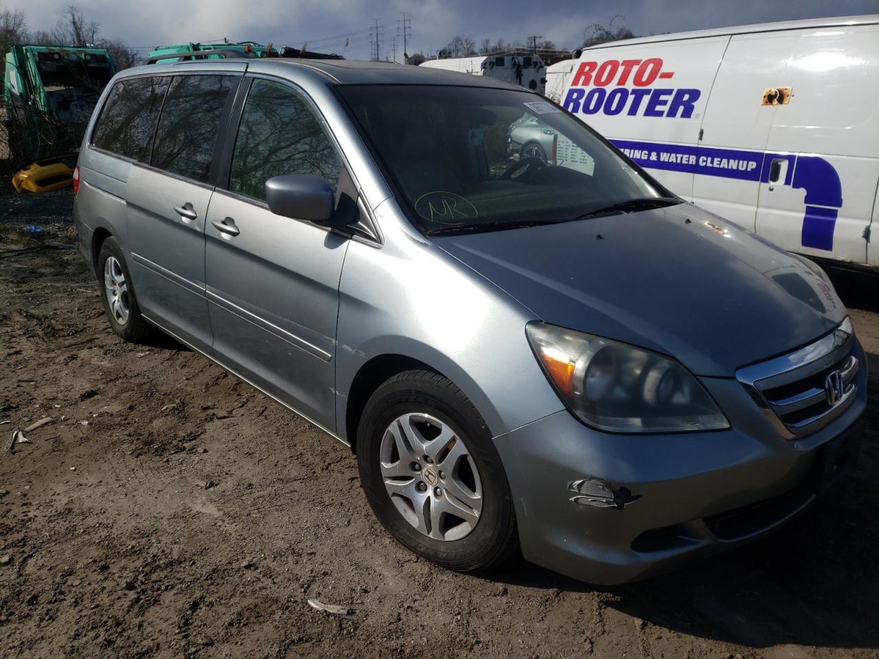 HONDA ODYSSEY EX 2007 with VIN 5FNRL38717B024921 - Photo from auction