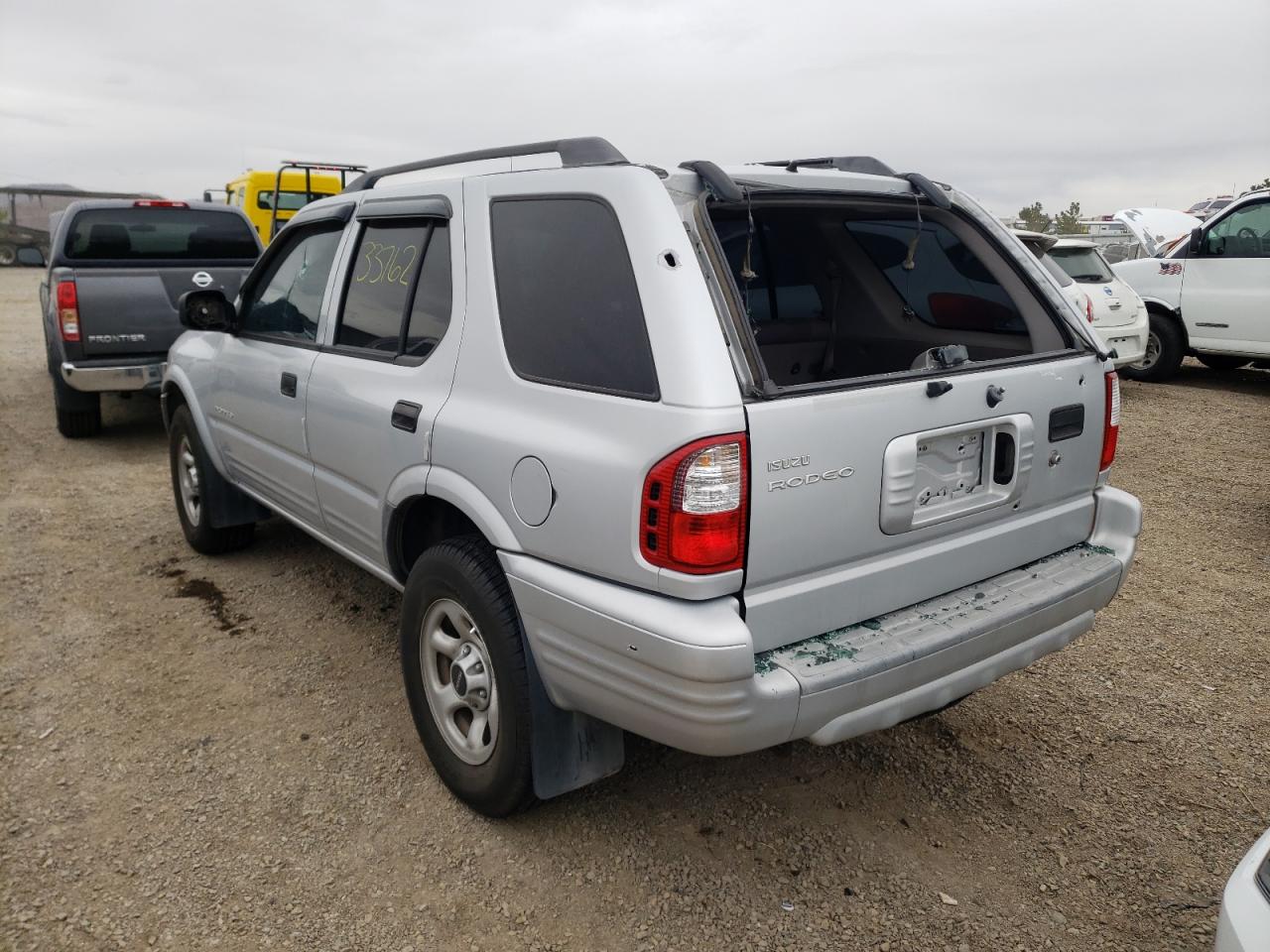 Photo 3 from auction – 2003 ISUZU RODEO S with VIN 4S2DM58W534303417