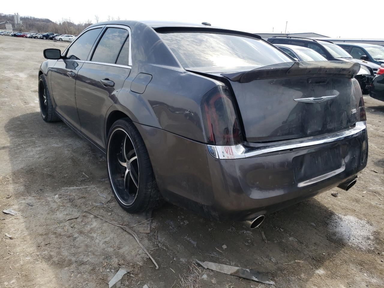Photo 3 from auction – 2013 CHRYSLER 300 with VIN 2C3CCAAG3DH685123