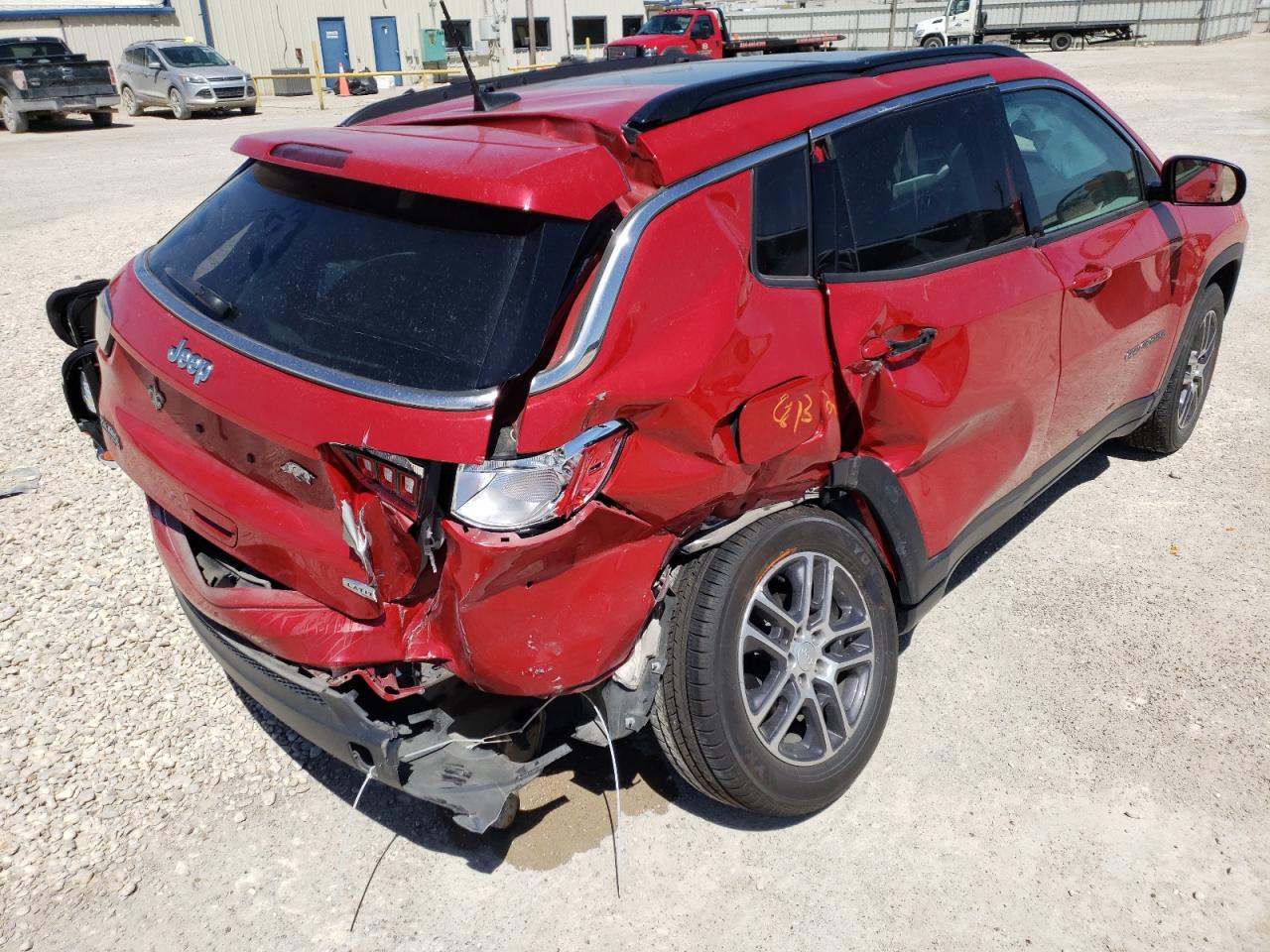 Photo 4 from auction – 2019 JEEP COMPASS LA with VIN 3C4NJCBB5KT843765