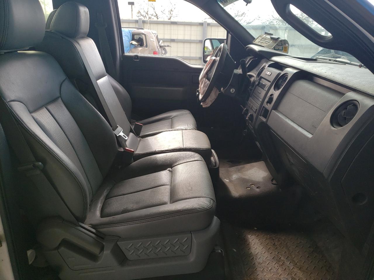 Photo 5 from auction – 2013 FORD F150 with VIN 1FTMF1CM9DKE63253