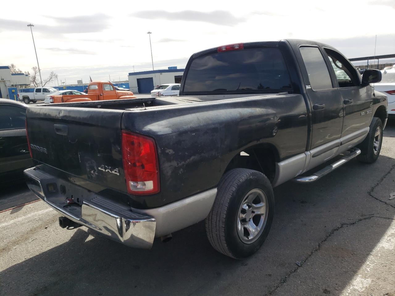 Photo 4 from auction – 2002 DODGE RAM 1500 with VIN 1D7HU18N82S568846