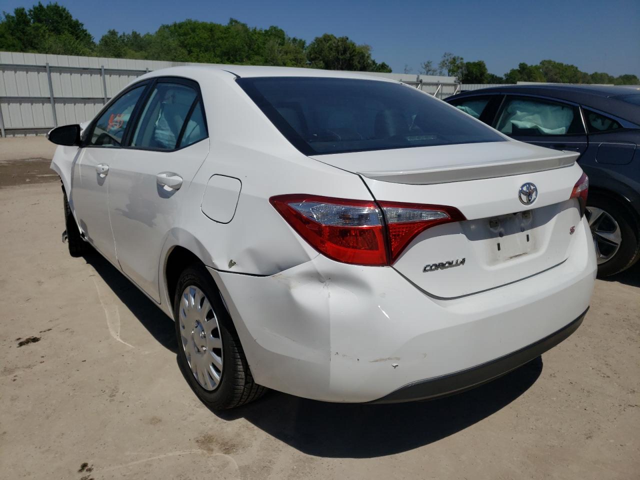 Photo 3 from auction – 2016 TOYOTA COROLLA L with VIN 5YFBURHEXGP491288