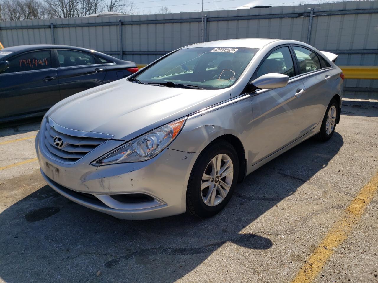 Photo 2 from auction – 2013 HYUNDAI SONATA GLS with VIN 5NPEB4AC8DH788700