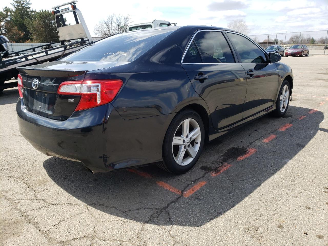 Photo 4 from auction – 2012 TOYOTA CAMRY BASE with VIN 4T1BF1FK2CU115102