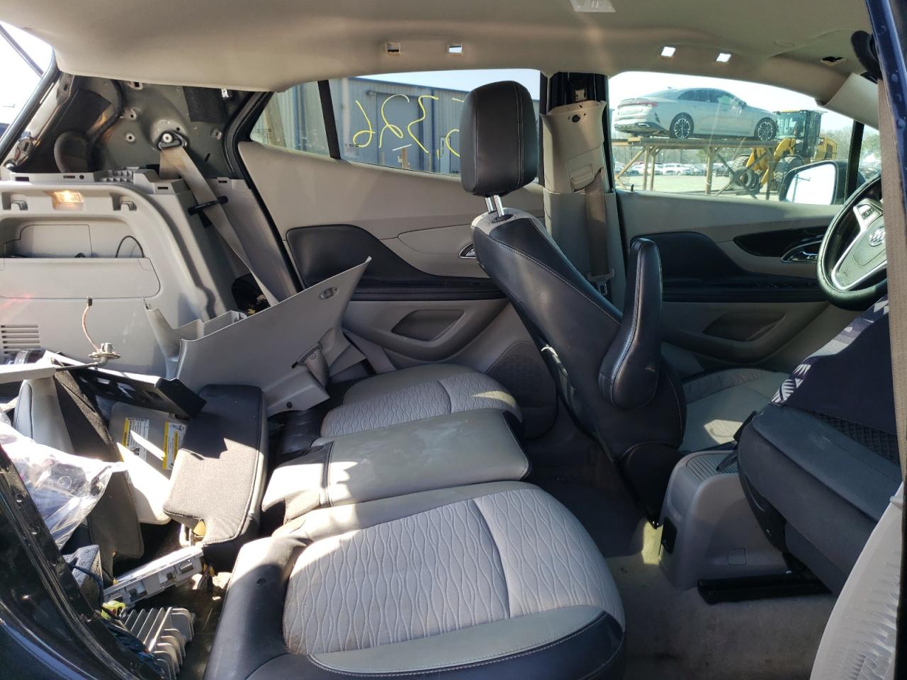 Photo 6 from auction – 2015 BUICK ENCORE CON with VIN KL4CJFSB5FB105457