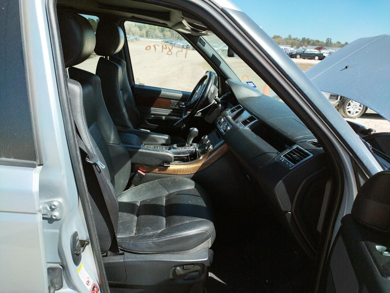 Photo 5 from auction – 2012 LAND ROVER RANGE ROVE with VIN SALSF2D40CA729641
