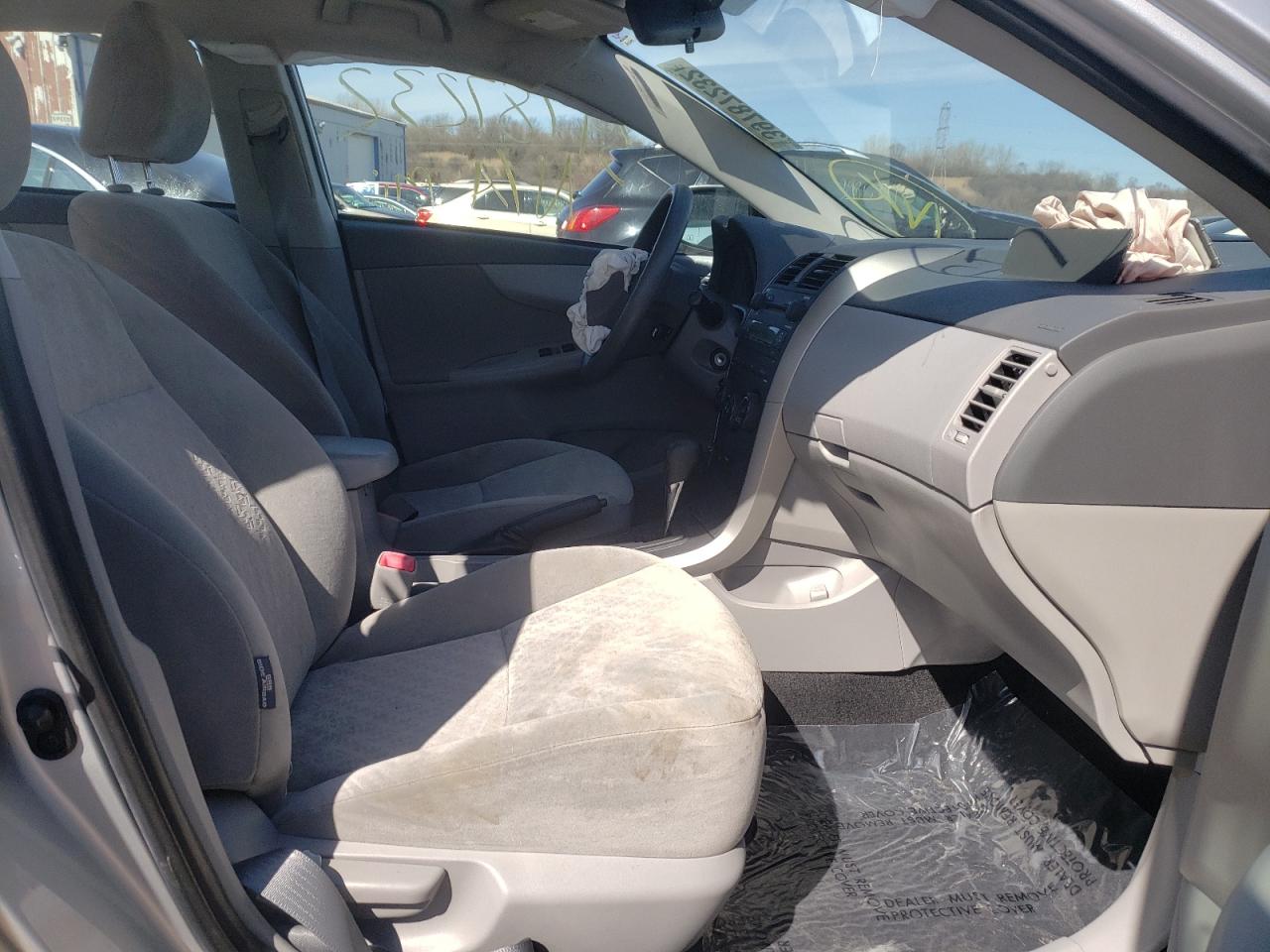 Photo 5 from auction – 2009 TOYOTA COROLLA with VIN JTDBL40EX99069242