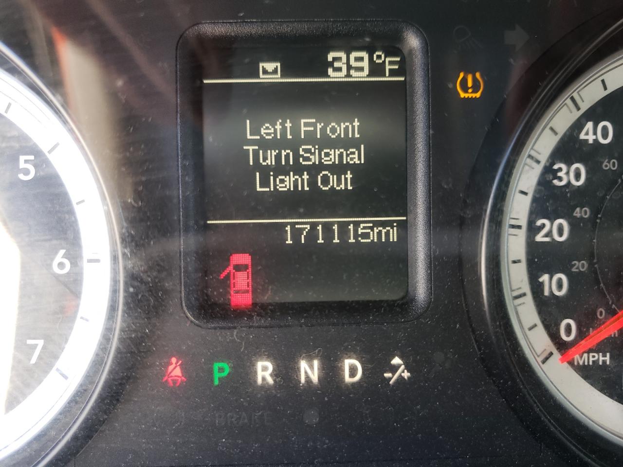 Photo 8 from auction – 2014 RAM 1500 ST with VIN 1C6RR7FTXES142740