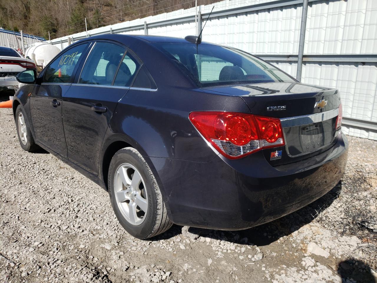 Photo 3 from auction – 2015 CHEVROLET CRUZE LT with VIN 1G1PC5SB3F7300285